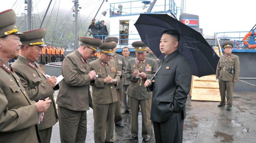 Coreea de Nord a testat o rachetă balistică. Kim Jong-Un este în extaz  (GALERIE FOTO)