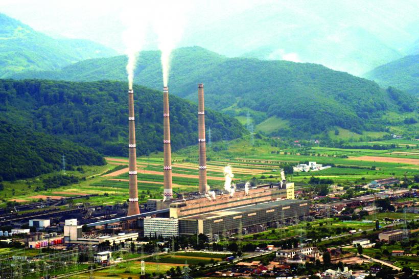 Statul încă încearcă să salveze de la faliment Complexul Energetic Hunedoara