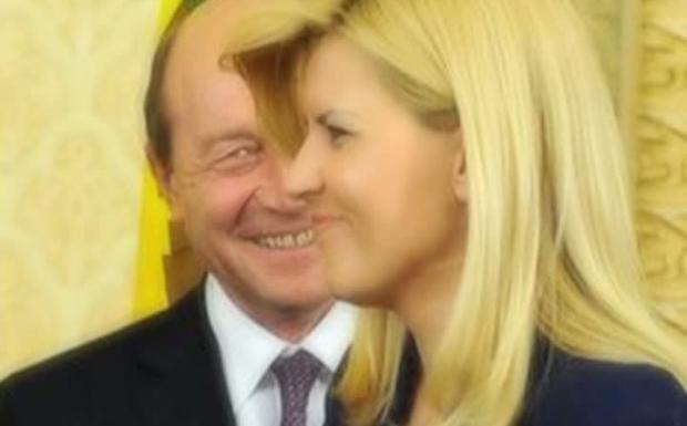 CARTE. Adriana Săftoiu, dezvăluiri jenante despre relaţia Udrea-Băsescu