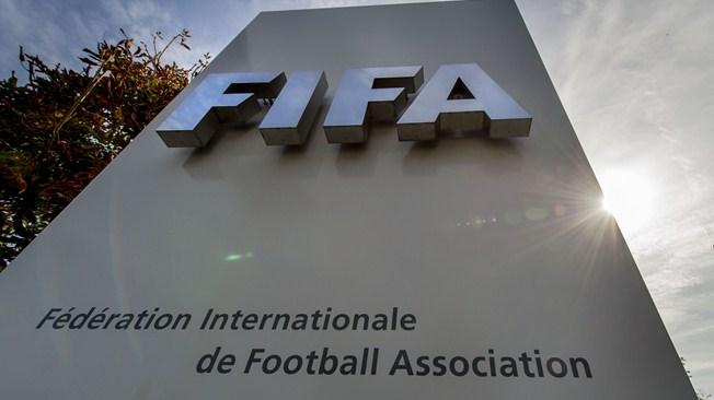 SCANDAL LA FIFA! Șase oficiali, arestați la Zurich pentru corupție 