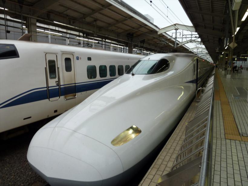 Cum și în cât timp se face curat în trenurile de mare viteză din Japonia (VIDEO)
