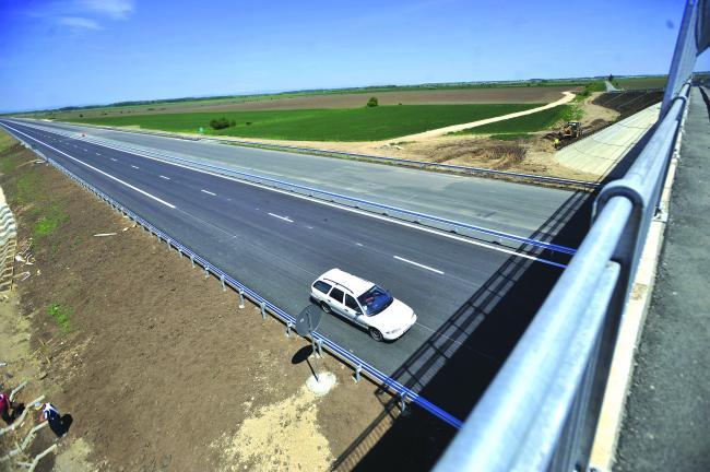 Ioan Rus: Contractul pentru autostrada Piteşti-Sibiu ar putea fi semnat vineri! În iunie, dăm drumul la Bucureşti-Braşov