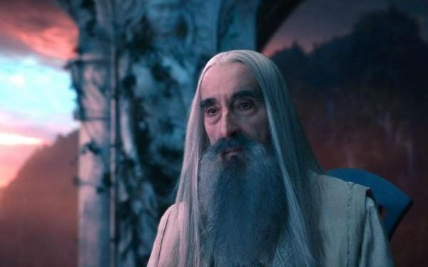 A murit actorul Christopher Lee, celebru pentru rolul Contelui Dracula şi Saruman din 'Stăpânul inelelor'