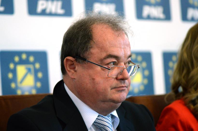 Blaga îl sfătuieşte pe Victor Ponta să ia exemplul premierului Moldovei