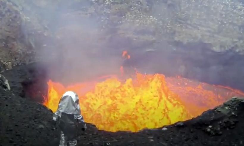Imagini incredibile din interiorul unui vulcan - VIDEO