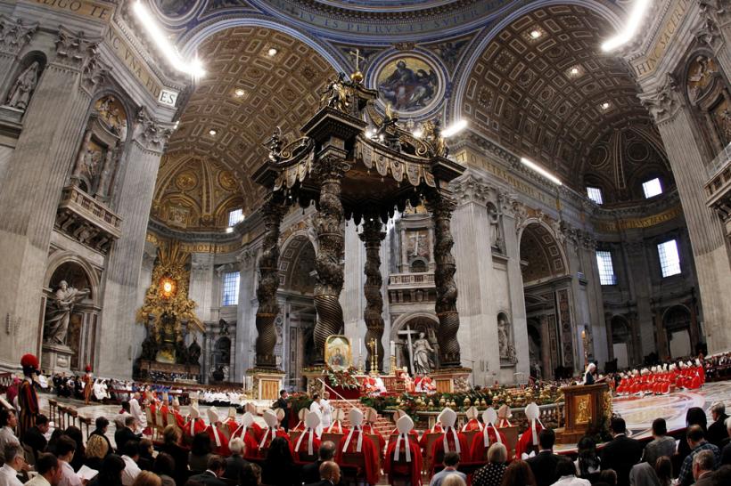 Vaticanul anunţă primul proces de pedofilie