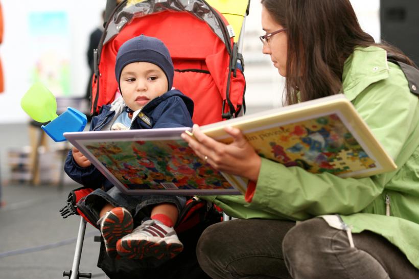 Cum să convingem copii să citească