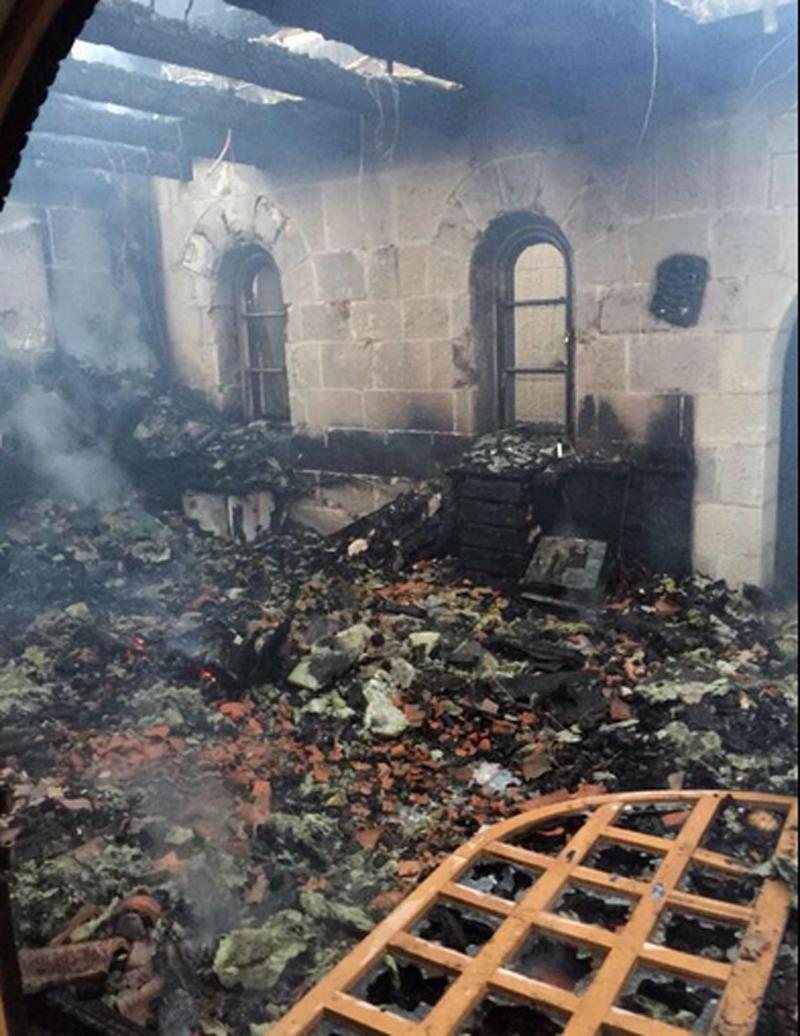 Biserică creştină incendiată de extremişti evrei (GALERIE FOTO)