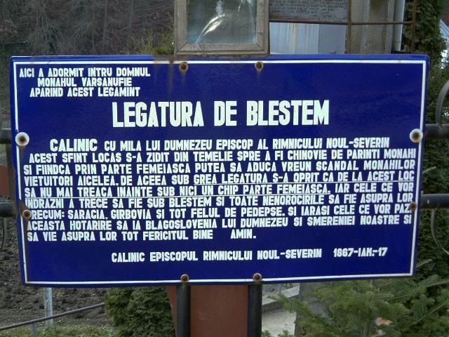Blestemul Mănăstirii Frăsinei. Athosul românesc şi poveştile femeilor care şi-au pierdut minţile 18508238