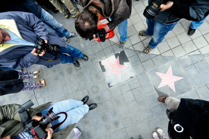Valeria Seciu, Rodica Mandache şi Ion Besoiu au primind stele pe Aleea Celebrităţilor din Capitală