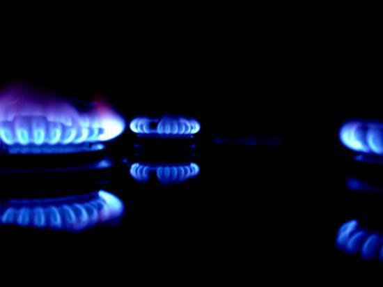 Românii vor plăti mai mult pentru gaze şi mai puţin pentru curent, de la 1 iulie
