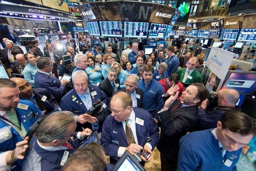 Bursa de la New York a suspendat toate tranzacţiile
