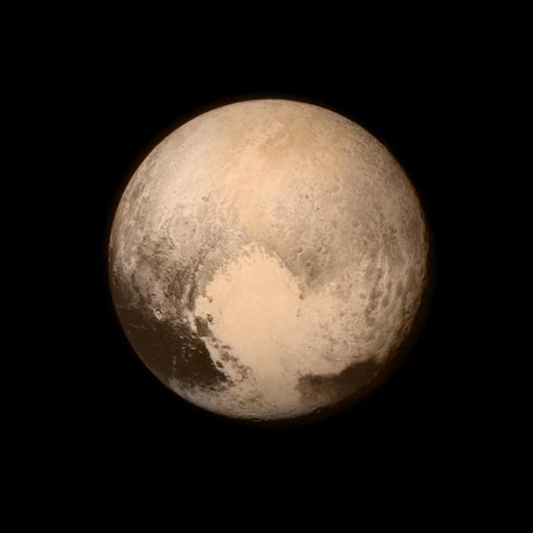 Noi imagini spectaculoase cu planeta Pluto (VIDEO)