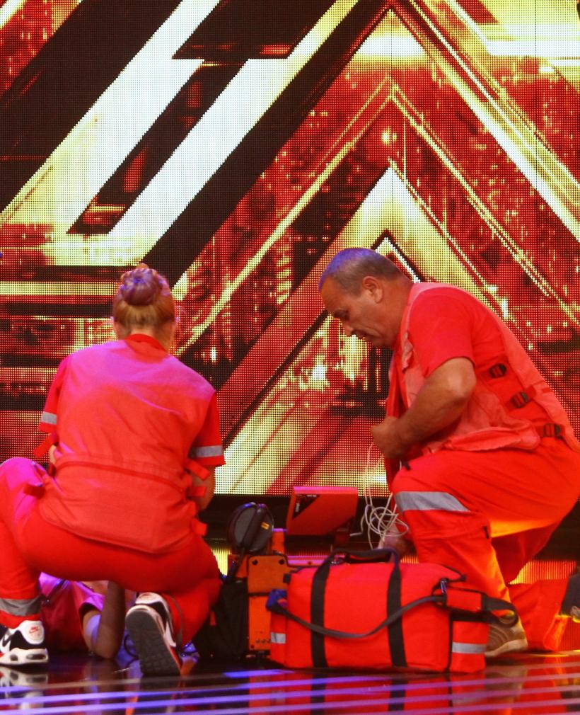 O concurentă a leșinat pe scena X Factor