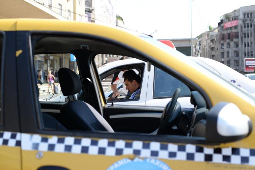 Razie a poliţiştilor printre taximetriştii de la Gara de Nord din Bucureşti