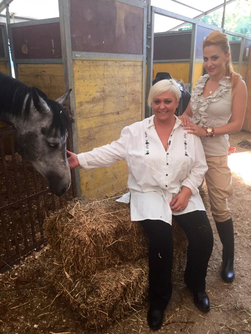 Monica Anghel a moștenit pasiunea pentru cai de la tatăl ei