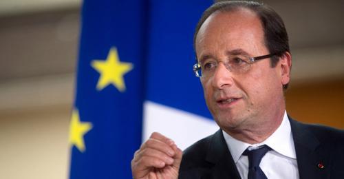 François Hollande neagă o înțelegere cu rușii în privința navelor Mistral