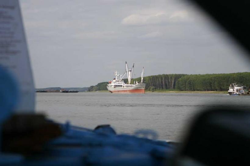 Traficul naval pe Dunăre este RESTRICȚIONAT din cauza SECETEI
