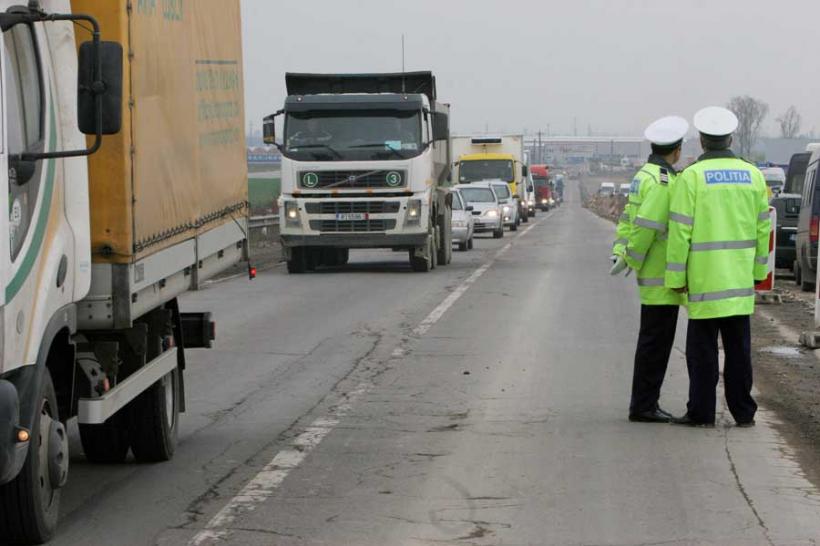 Traficul rutier de la vama Giurgiu este blocat - COADA de MAȘINI  se întinde pe 12 KM