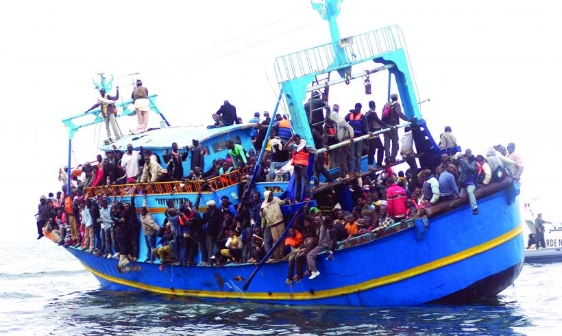 Sute de emigranți africani s-au pierdut în Mediterană