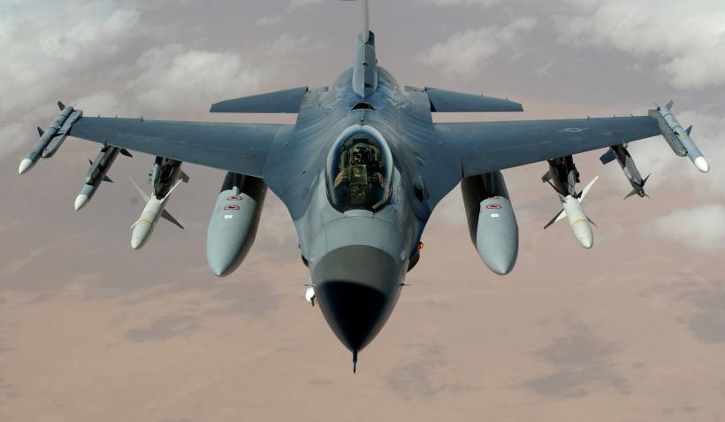 Avioanele F16 ale SUA au ajuns la baza Incirlik pentru a lovi ISIL