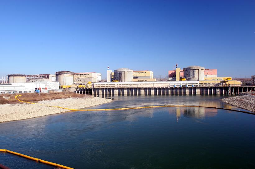Stocul excedentar de apă grea este evaluat la 400 de tone de Nuclearelectrica