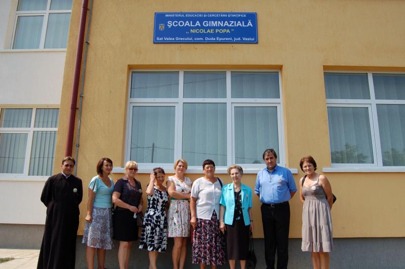 Școala gimnazială din Valea Grecului a primit numele învățătorului Nicolae Popa