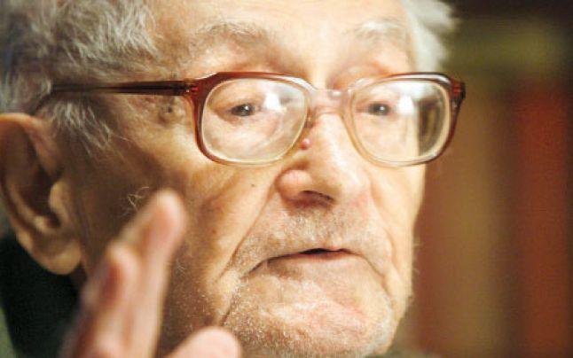 Monseniorul Alexandru Nicula s-a stins din viață la vârsta de 102 ani