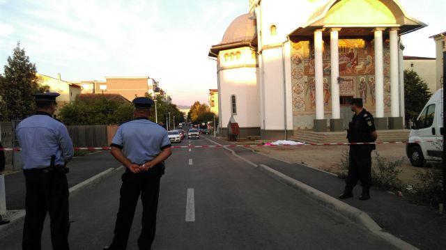 O parașută suspectă a căzut lângă o biserică din Drobeta Turnu Severin. SRI a intervenit pentru securizarea zonei
