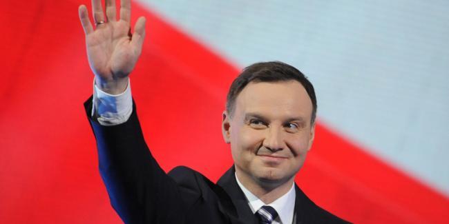 STRATFOR: Romania apare in planurile noului presedinte polonez