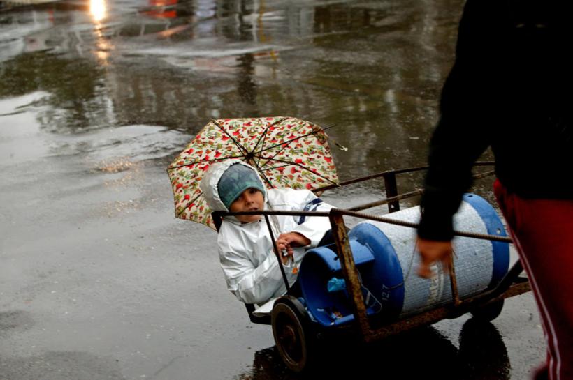 AVERTIZARE NOWCASTING. Cod Galben de averse de ploaie și vijelii în județele Sibiu și Mureș