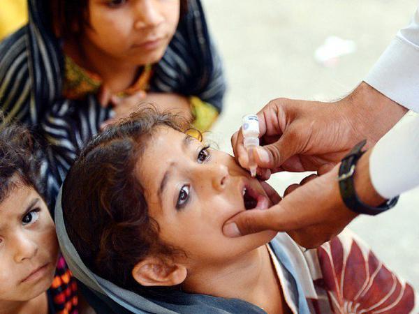 Alertă în Mali după ce a fost detectat un copil bolnav de poliomielită