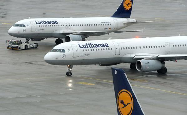 Zboruri anulate pe Aeroportul Otopeni, în această dimineaţă, din cauza grevei de la Lufthansa