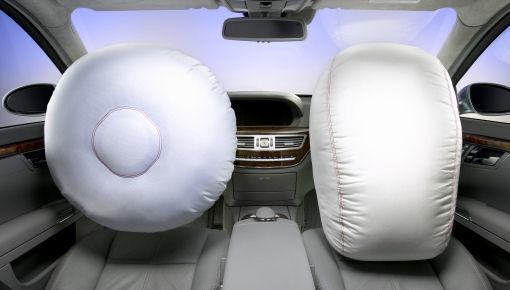25 de kg de cocaină descoperite în airbag-urile unei maşini