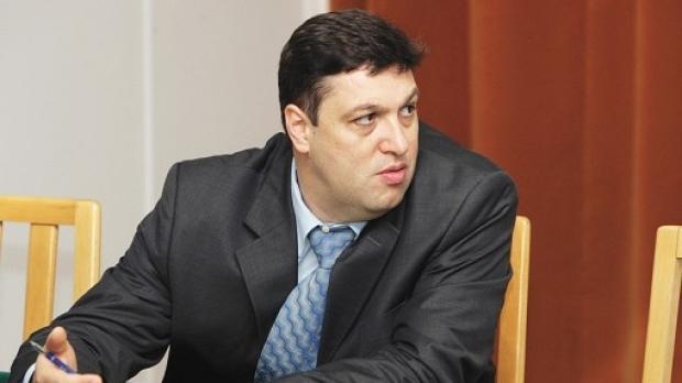 Liviu Dragnea nu mai e singur în cursa pentru şefia PSD! Şerban Nicolae şi Daniel Savu şi-au depus candidaturile
