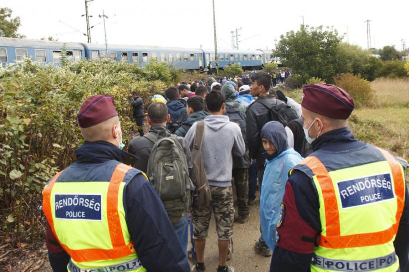 Număr alarmant de mare de migranți minori neînsoțiți au ajuns în Ungaria