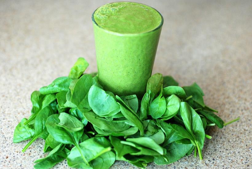 Sucul verde, elixirul care distruge celulele canceroase