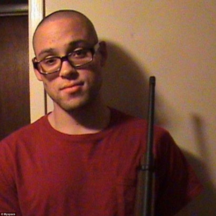 Detalii șocante despre autorul atacului armat de la Universitatea din Oregon. Identitatea lui a ieșit la iveală