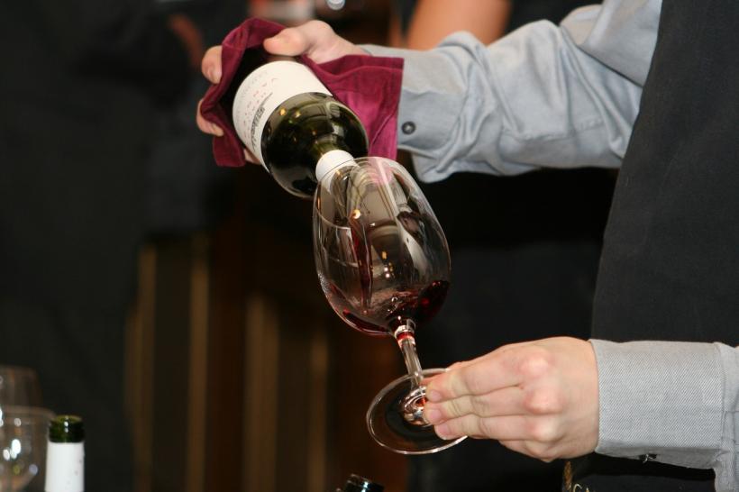 Franţa pierde titlul de cel mai mare producător de vin din lume