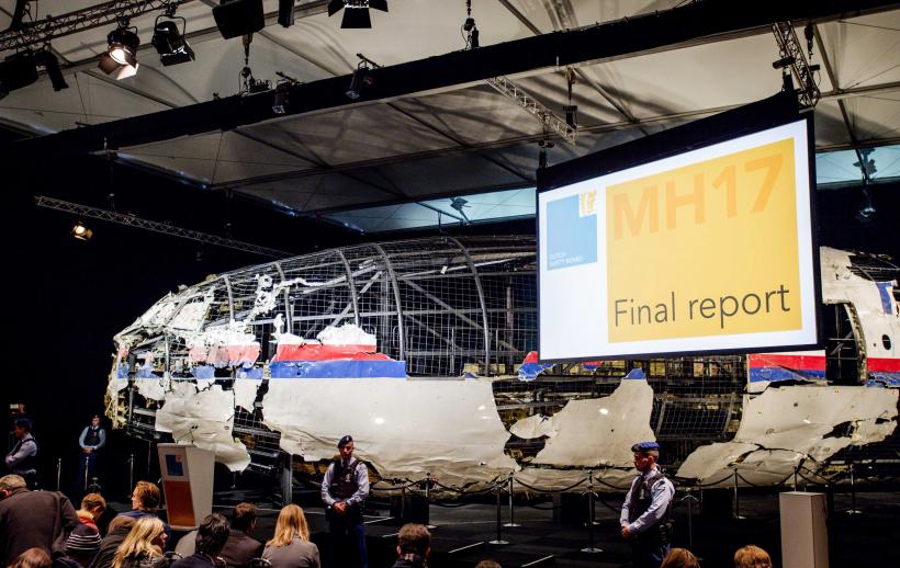 Echipa internaţională de procurori ce investighează doborârea avionului Malaysia Airlines deasupra Ucrainei a identificat o 'persoană de interes' 