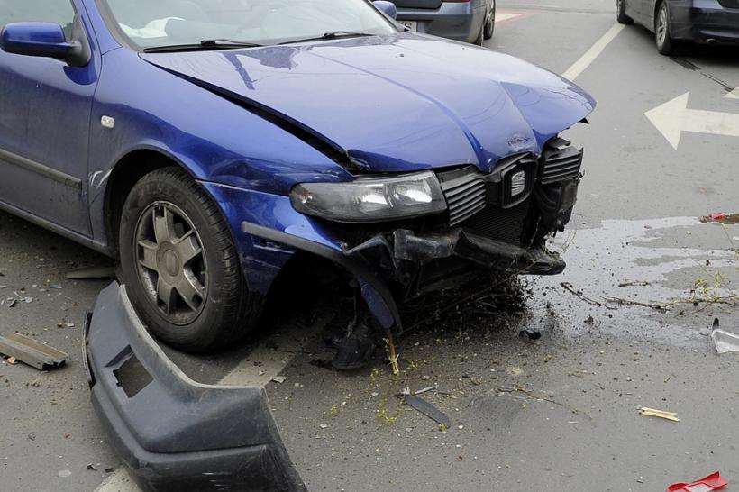 4 răniţi într-un accident rutier petrecut la Pechea 
