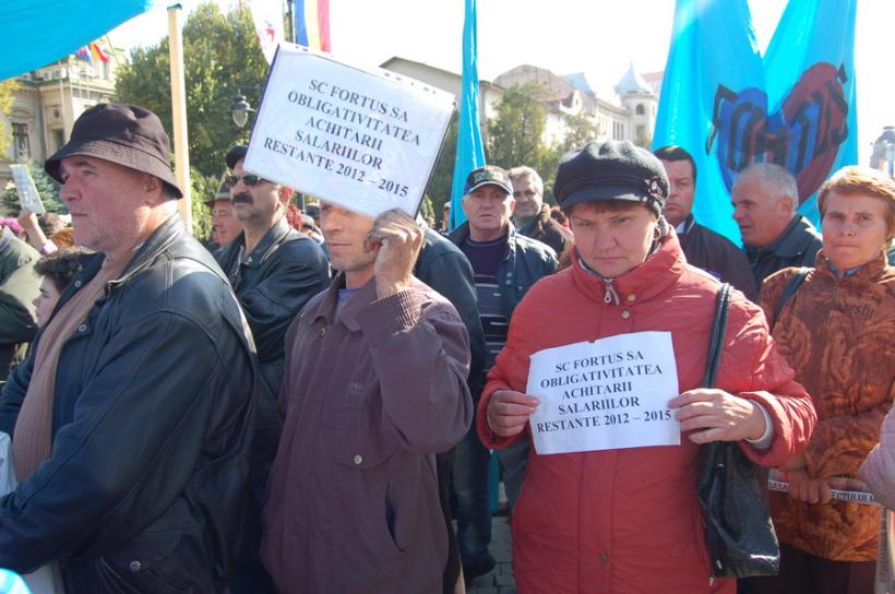 Pioși și protestatari, în pelerinaj la sărbătoarea Sfintei Parascheva