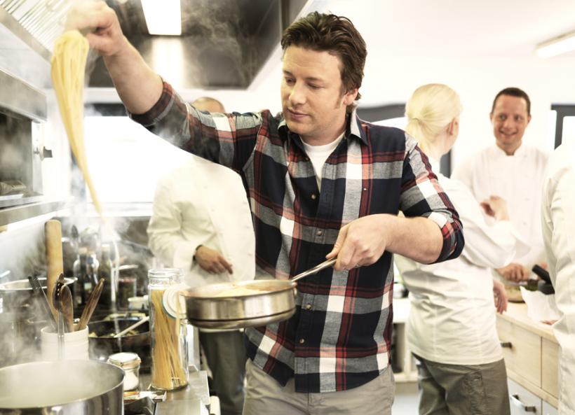 Vila de 7 milioane de lire sterline a lui Jamie Oliver a fost jefuită