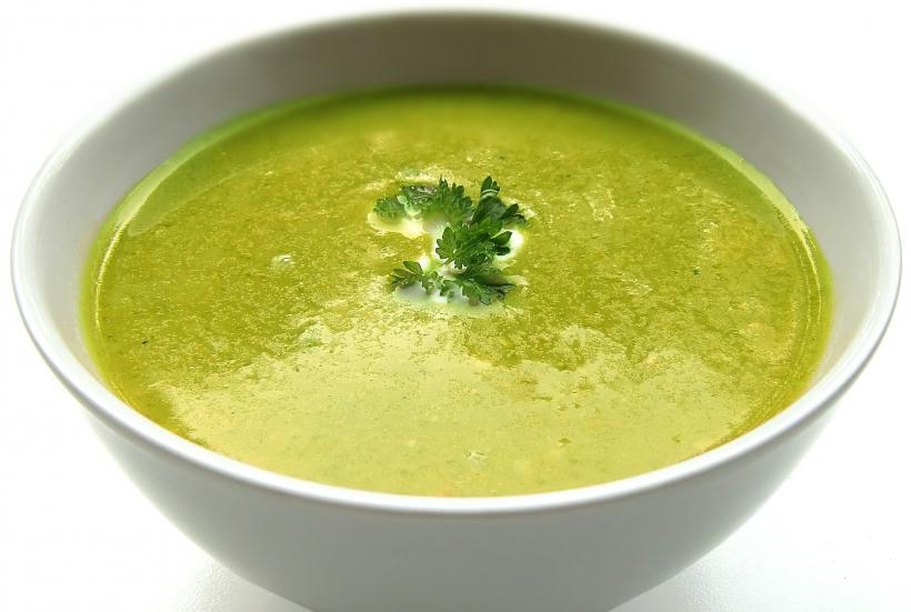 Cea mai simplă rețetă: supă-cremă de broccoli