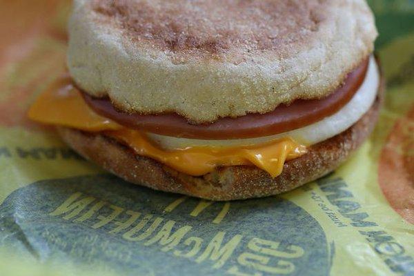 Cum vrea McDonald's vrea să-şi momească clienţii
