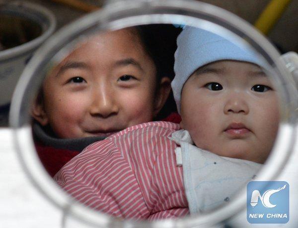 China: Politica unicului copil rămâne deocamdată în vigoare