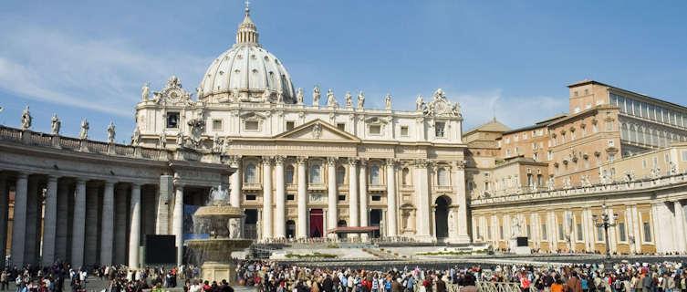 De unde a pornit scandalul de la Vatican?