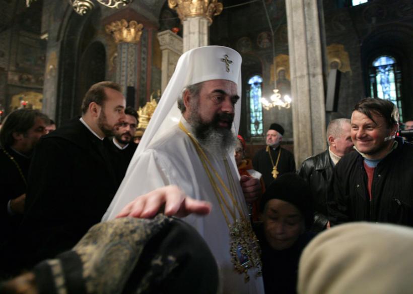 Patriarhul Daniel îşi cere iertare printr-un comunicat de presă, trimis de Patriarhie