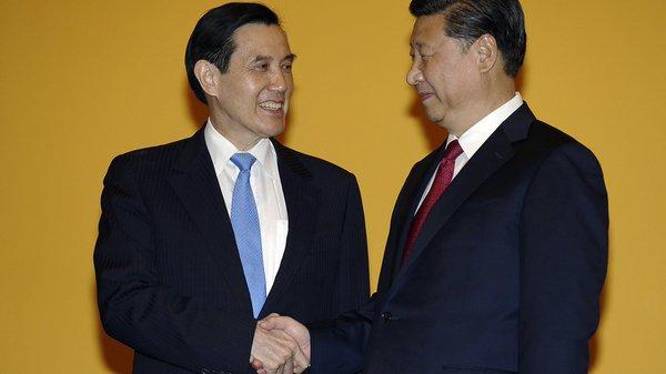  Liderii Chinei si Taiwanului, strangere de mana istorica, dupa 66 de ani