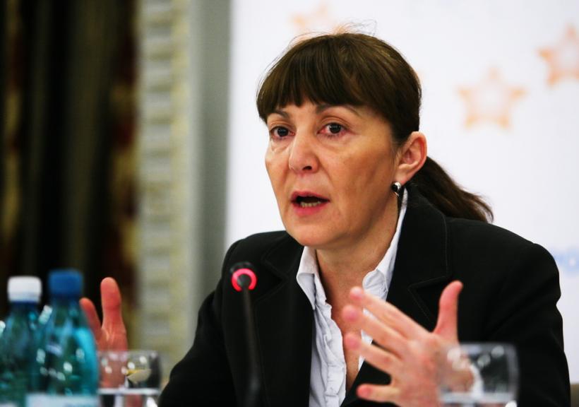  Monica Macovei: În Cabinetul Cioloş trebuie numiţi oameni curaţi, integri şi specialişti 